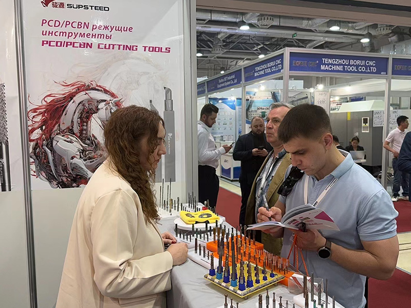 Exhibition News: 'Innovative HRC55 and SUS End Mills Steal the Show at IMTS 2025'